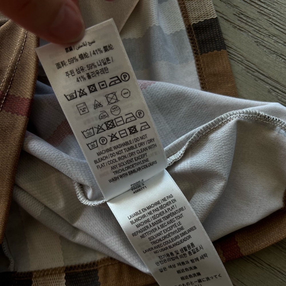 Burberry Top - Picture 9 of 10